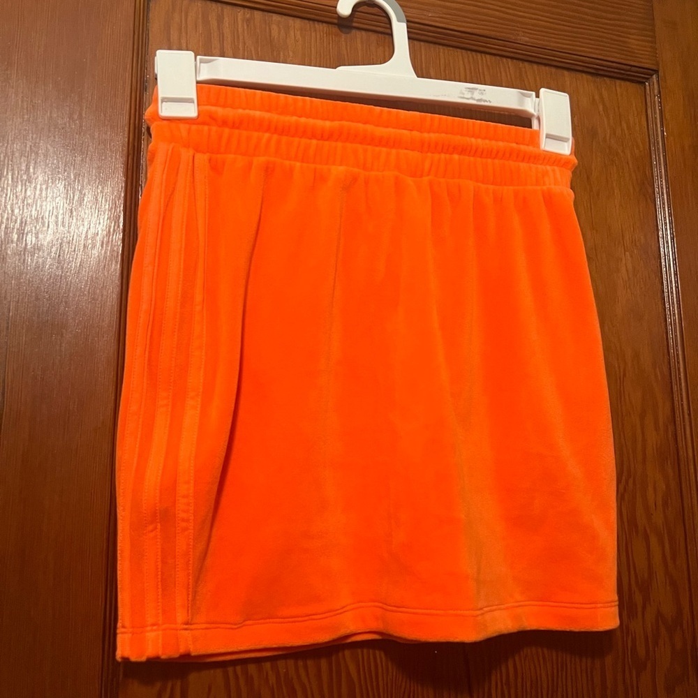 NEW ADIDAS X JEREMY SCOTT ORANGE VELOUR SKIRT WOMEN’S SIZE SMALL H53363 - Picture 3 of 4